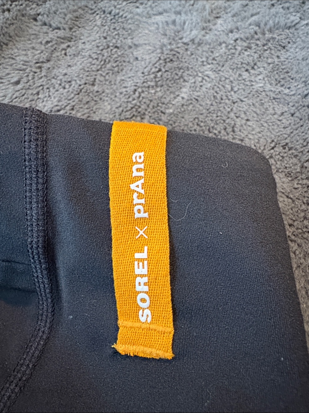 SOREL x prAna Black/Gray Leggings with Orange Logo Tab Size M - Picture 2 of 8